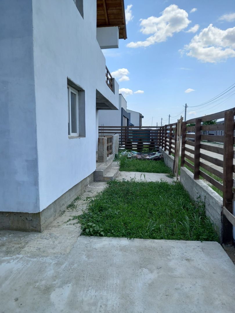 Vila comuna Berceni - Poză 38