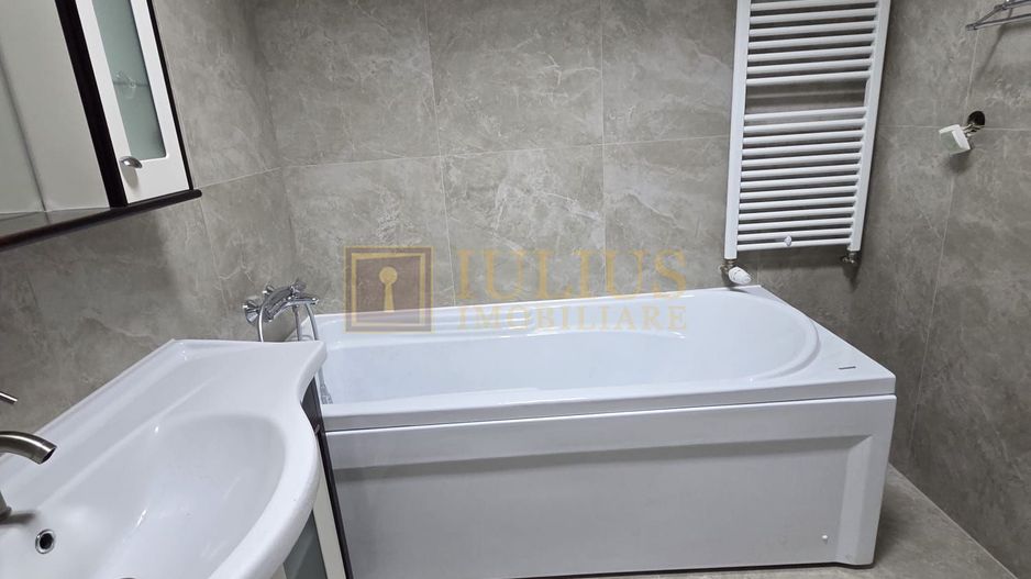 3 camere-107 mp, situat intr-o vila, loc de parcare, centrala gaz - Poză 8