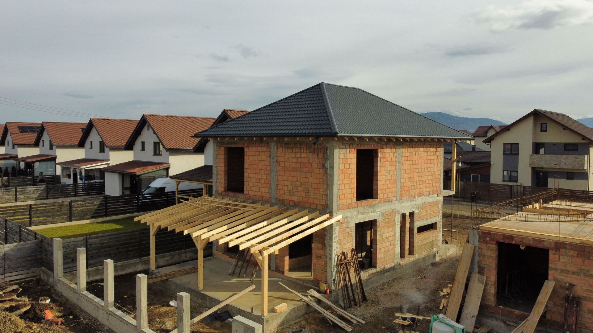 Casă de vanzare Cartier Izvorv - Poză 2