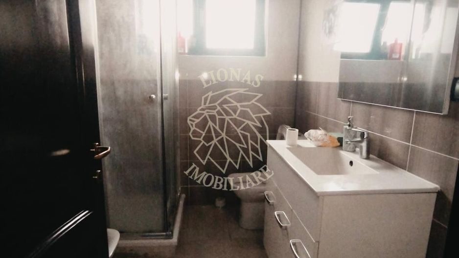 Casa 5 camere 325 mp con.-teren 600-garaj-Zona OK Shopping Center - Poză 9