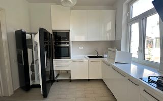 Vila Interbelica Restaurata | Pretabil Birouri - Showroom - Poză 7