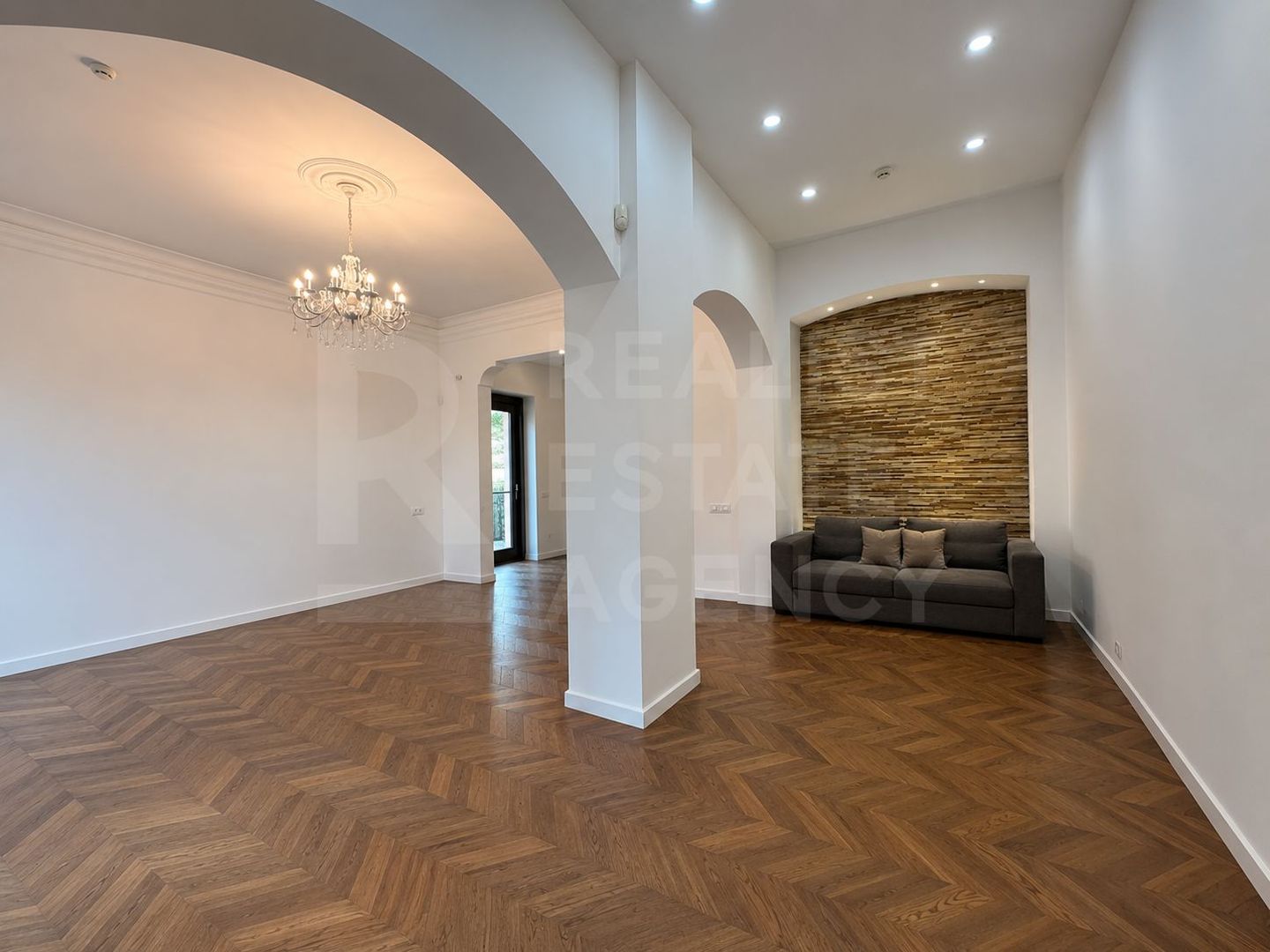 Chirie, spațiu comercial, 55 mp, str. București, Centru - Poză 4