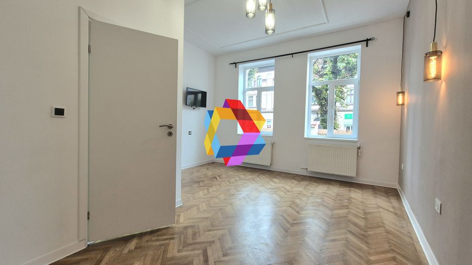 Spatiu de birouri la casă - 225 mp - Poză 7