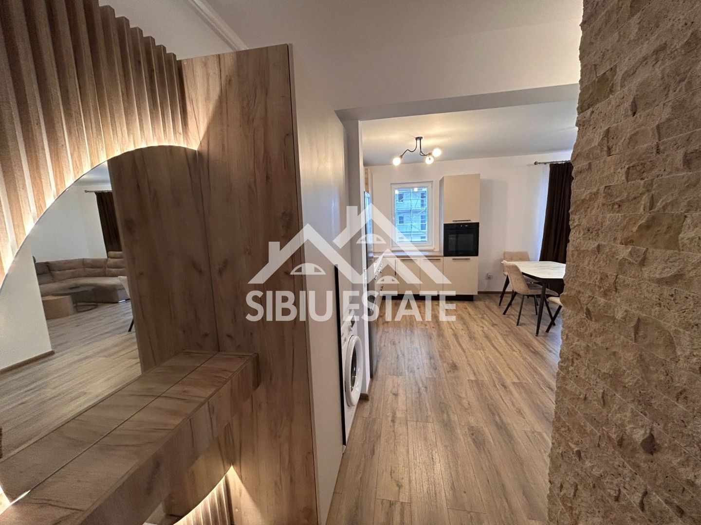 Apartament de vanzare cu 2 camere, etaj 1 bloc cu lift - Poză 4