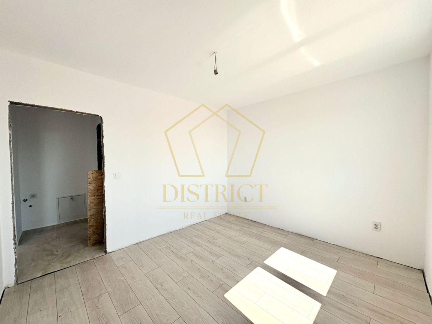 Apartament cu 2 camere si balcon | Giroc | Zone 2 - Poză 4