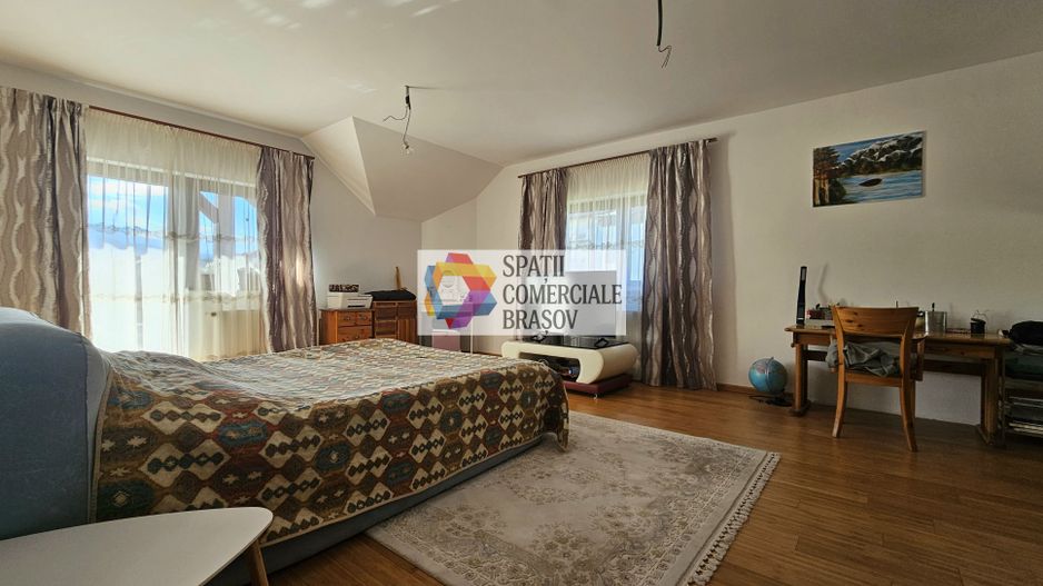 Casă individuala 5 camere de vânzare - zona Tractorul, Coresi - 270 mp - # plus - Poză 25