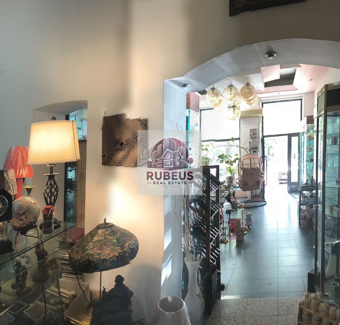 O Locație cu Istorie și Eleganță – În Centru, Pentru Afaceri Distincte - Poză 2