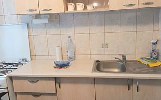 De vanzare apartament cu 2 camere, Micro 13, parter, 50.000 euro - Poză 5