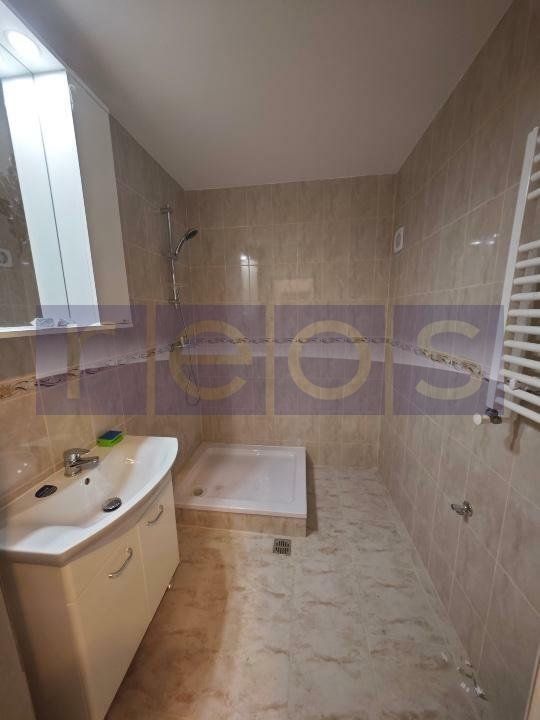 VANZARE APARTAMENT 3 CAMERE RENOVAT DECOMANDAT CENTRALA PROPRIE PIATA ROMANA - Poză 12