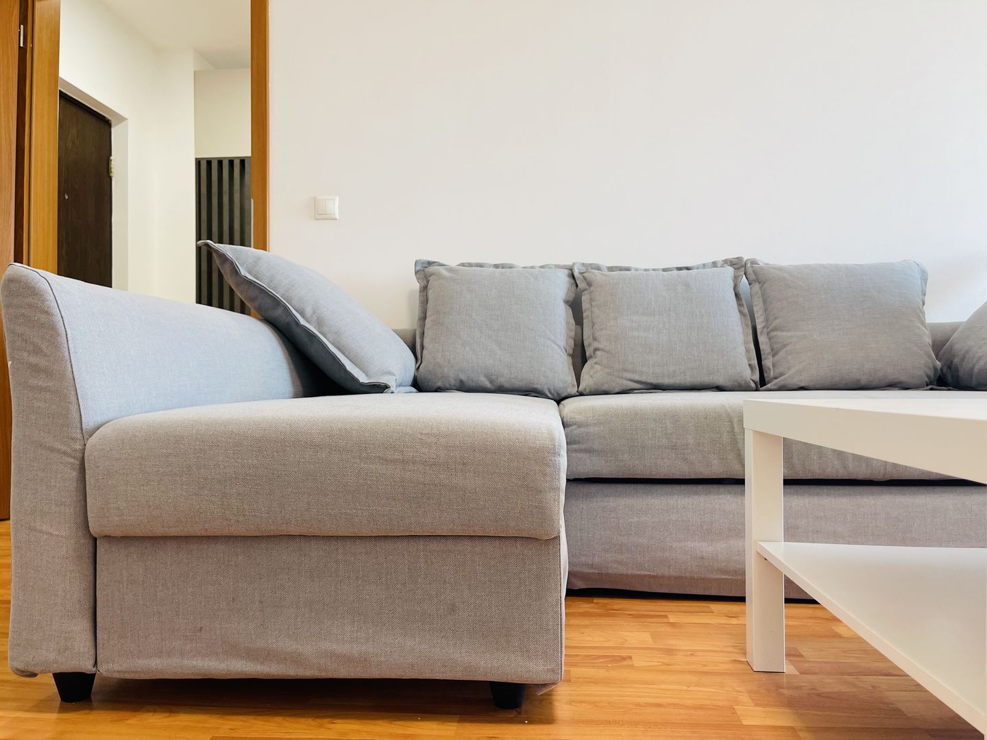 OFERTA REZERVATA - 2 camere, decomandat | Parcare | Terasa 10mp - Poză 2