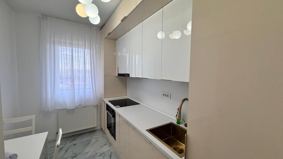 AP. 2 CAMERE - PARCARE INCLUSA, CENTRALA PROPRIE, MOBILAT MODERN - Poză 6