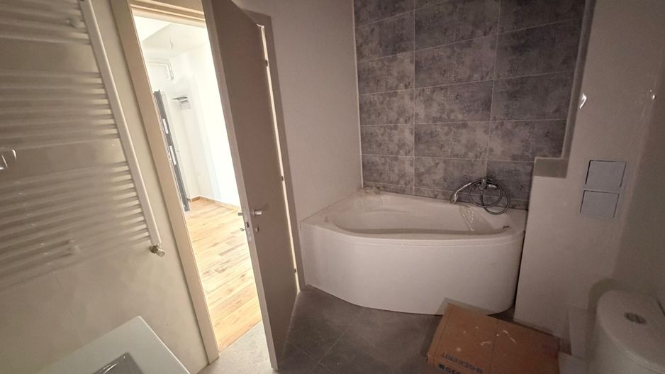 AP. 3 CAMERE, BLOC NOU, CENTRALA PROPRIE,BUCATARIE INCHISA,COMISION 0% - Poză 5