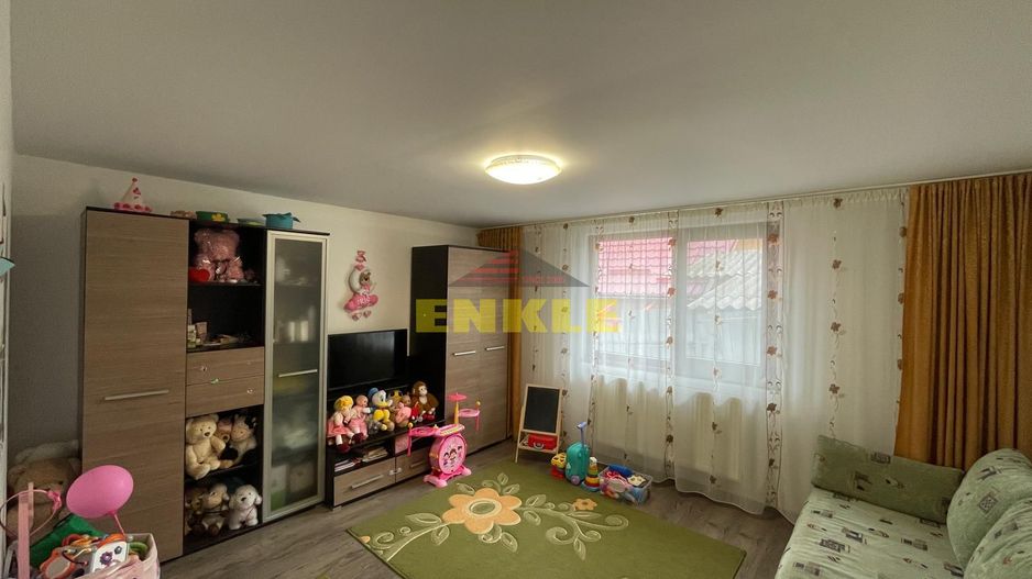 Casă de vânzare P+M– 4 camere, teren generos – 132.000€ negociabil - Poză 4