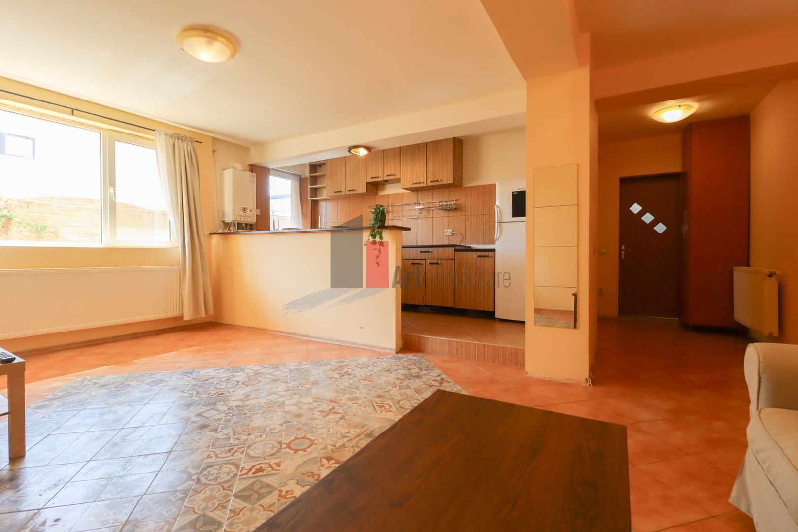 Apartamentul "QETO", bloc cu curte interioara, LIBER - Poză 5