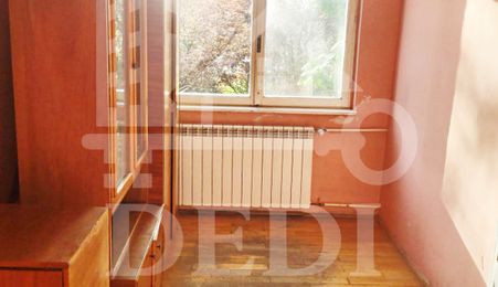 Apartament cu 2 camere de vanzare zona Velenta,Oradea