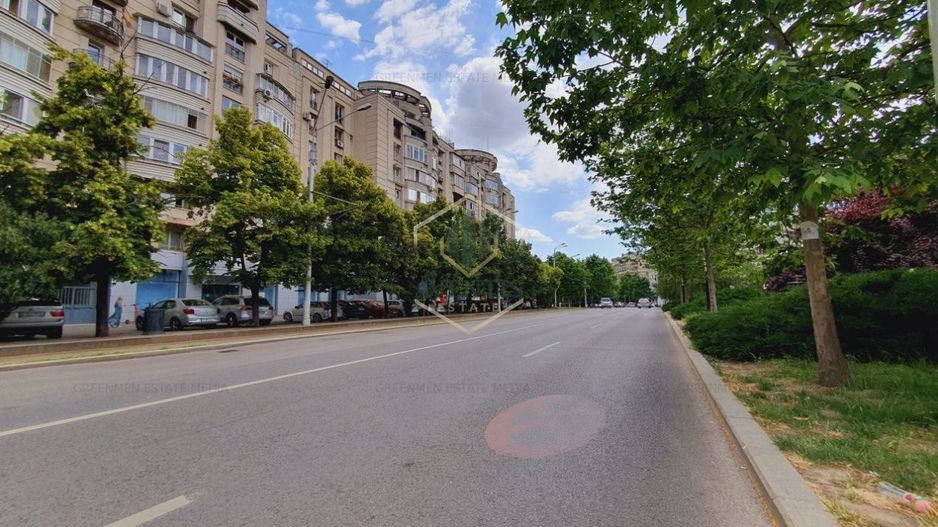 Unirea Shopping Center - Pta Sf. Vineri, renovat complet, 3 balcoane, bloc 1996 - Poză 18