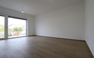 Casa zona Lunei, 5 camere + 3 bai, centrala proprie, rezidential sau birouri ! - Poză 11