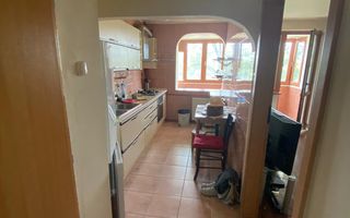 APARTAMENT 2 CAMERE | ETAJ 2 | METROU BASARAB - Poză 3