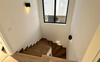 CASE INDIVIDUALE DOMNESTI - 6 CAMERE, GARAJ, PANOURI SOLARE, COMIS 0% - Poză 19