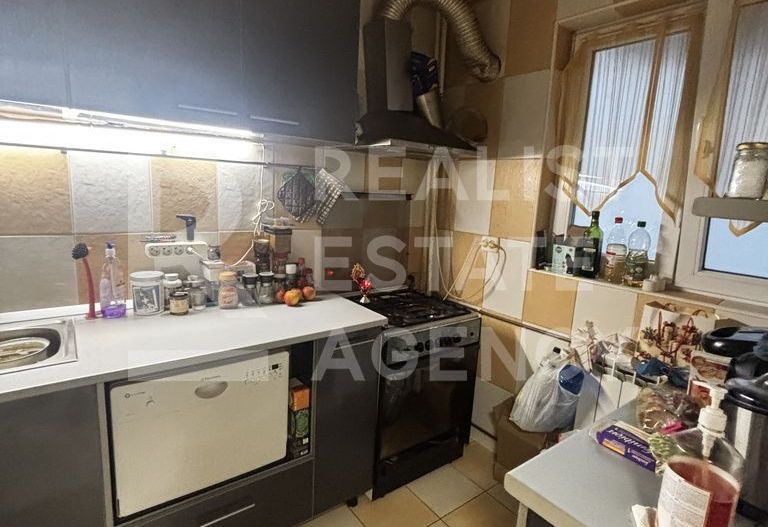 Vânzare, apartament 3 camere, zona Drumul Taberei - Poză 6