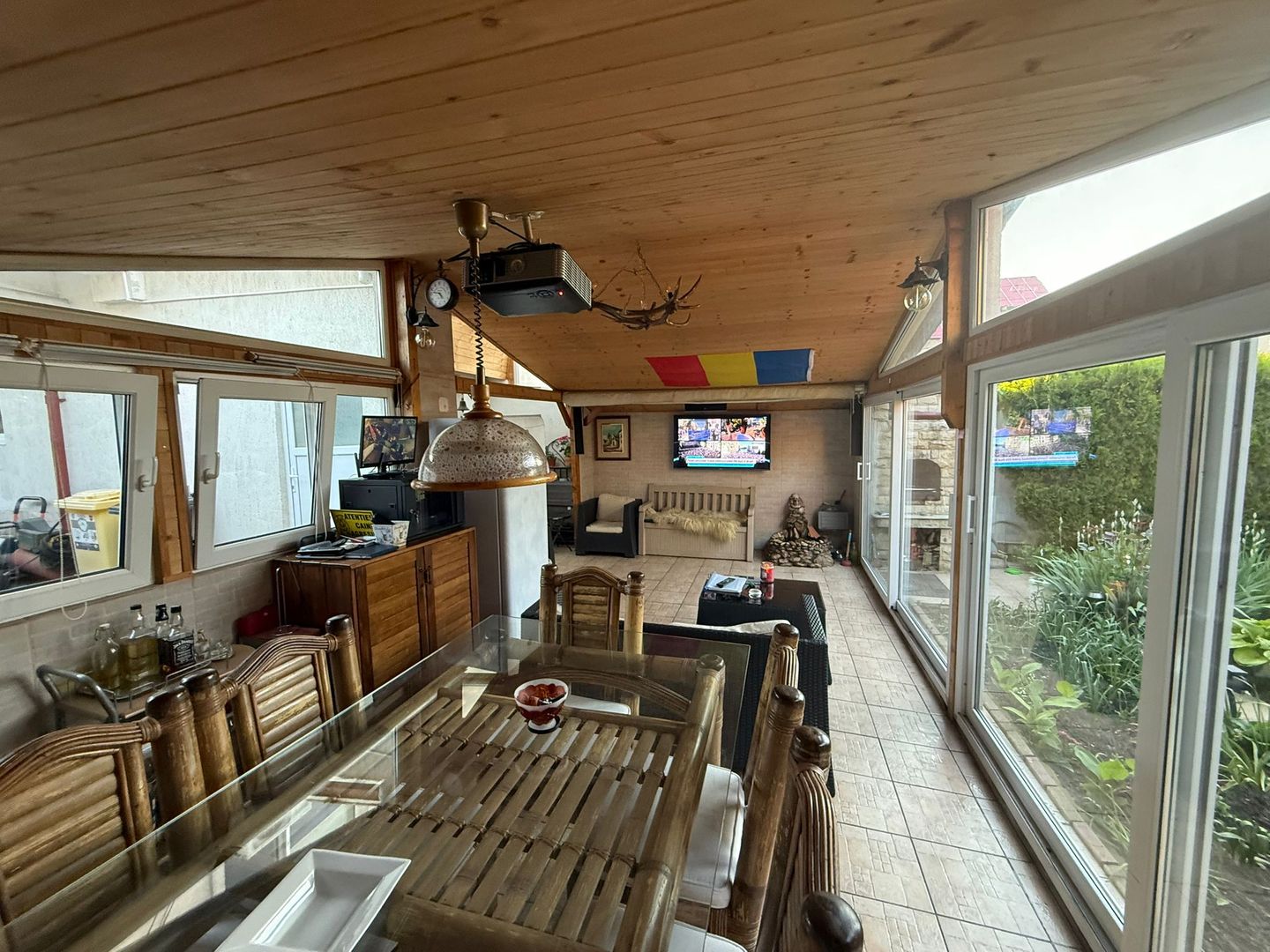 Casa de vanzare si teren 1360mp in Viile Noi Constanta - Poză 8