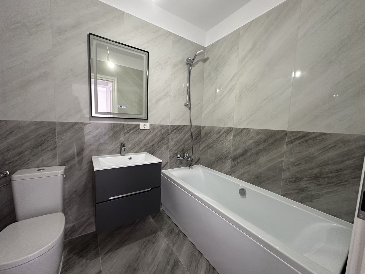 Apartamente Decomandate / Sector 6 - Poză 11