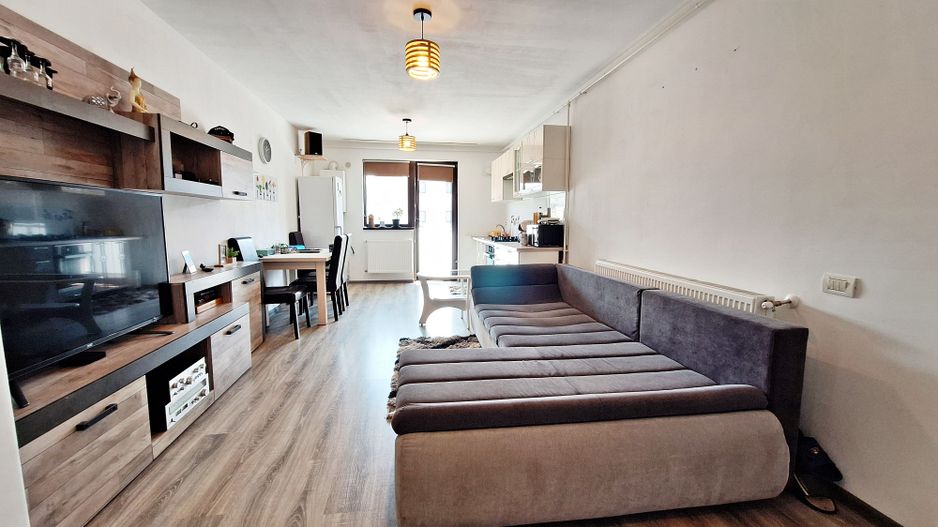 Ghimbav, intrare dinspre Brasov, apartament 3 camere mobilat, 125500 euro - Poză 4