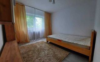 #: 3 Camere Decomandat 70mp – CUG (Zona Școala N. Iorga) - Poză 4