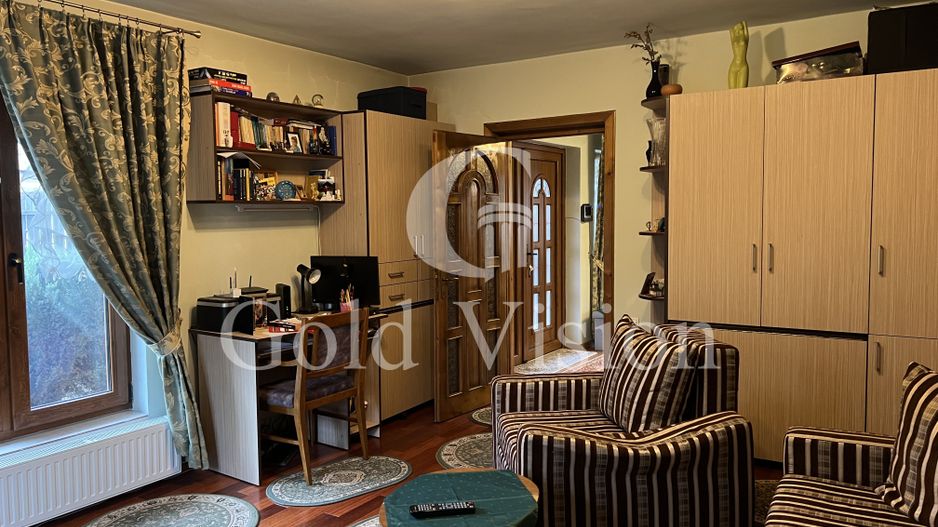 Casă cu 5 camere + anexă cu garaj, mobilată complet, str. Gh. Șincai - Poză 3