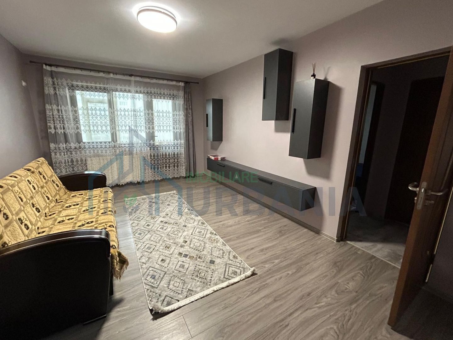 Apartament 2 camere, Podu Ros, Iași, 60 mp, renovat complet - Poză 2