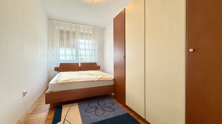 Apartament cu 3 camere zona Central - Medicină - Poză 9