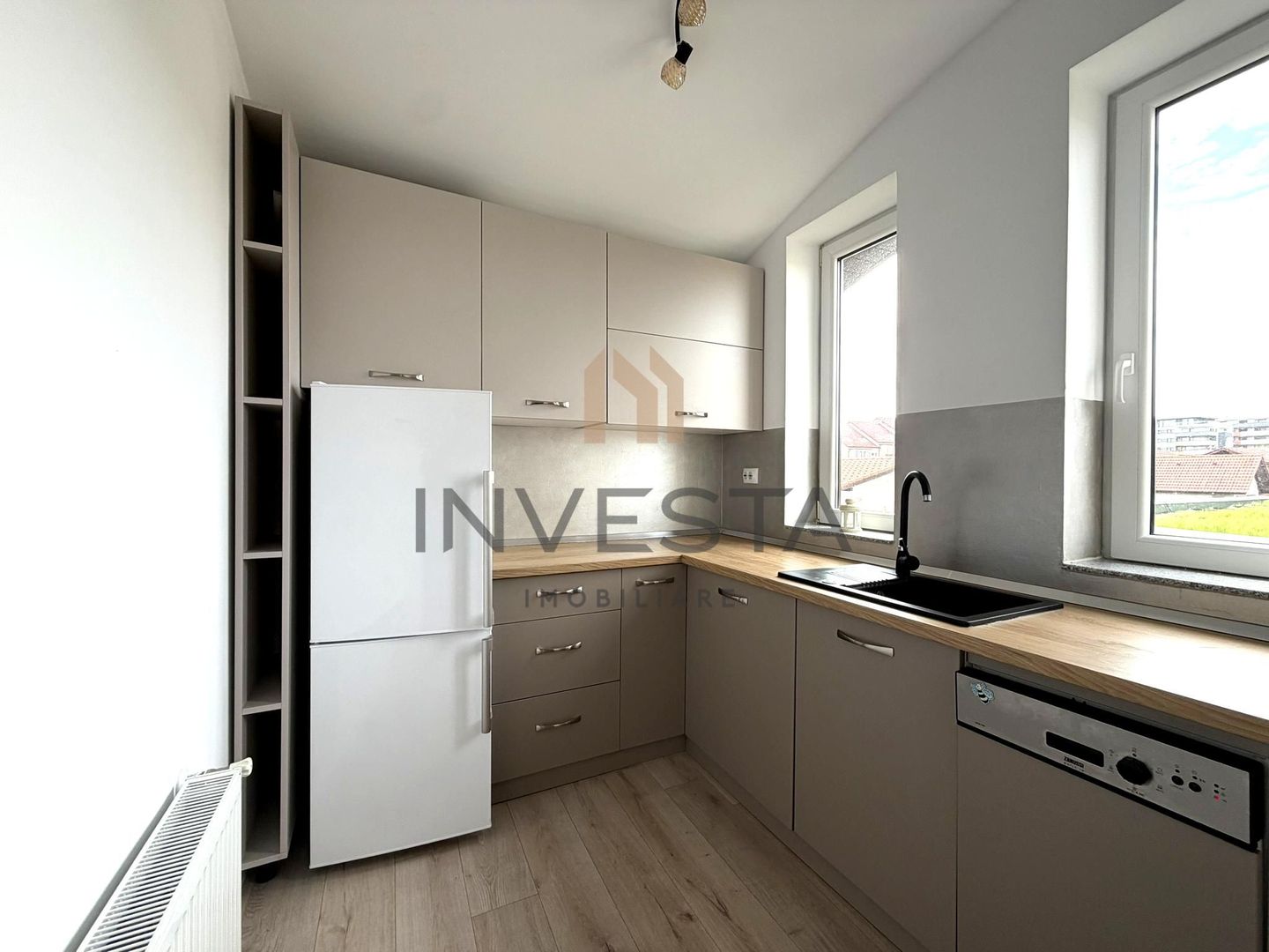 Apartament 2 camere de inchiriat in vila - cartier Europa - Poză 3