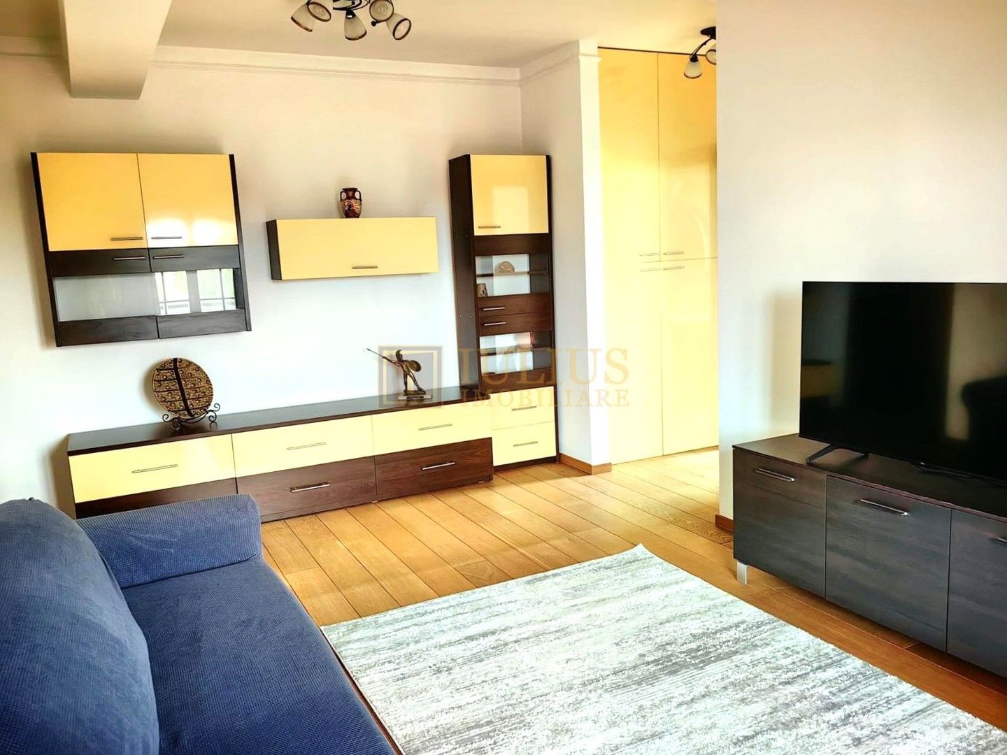 Apartament cu 2 camere, Ronat-Mehala, loc de parcare, La Rosa Residence - Poză 1