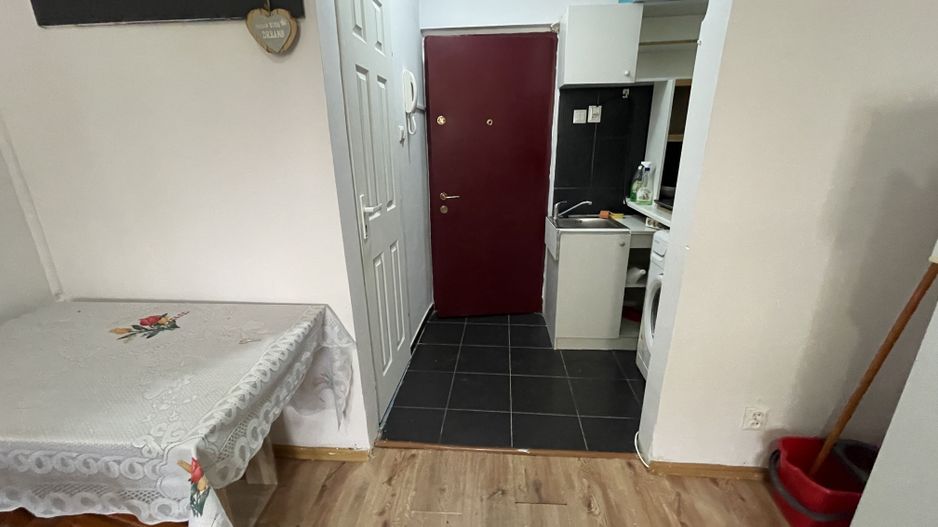 Garsonieră de vânzare în zona Aradului - Poză 9