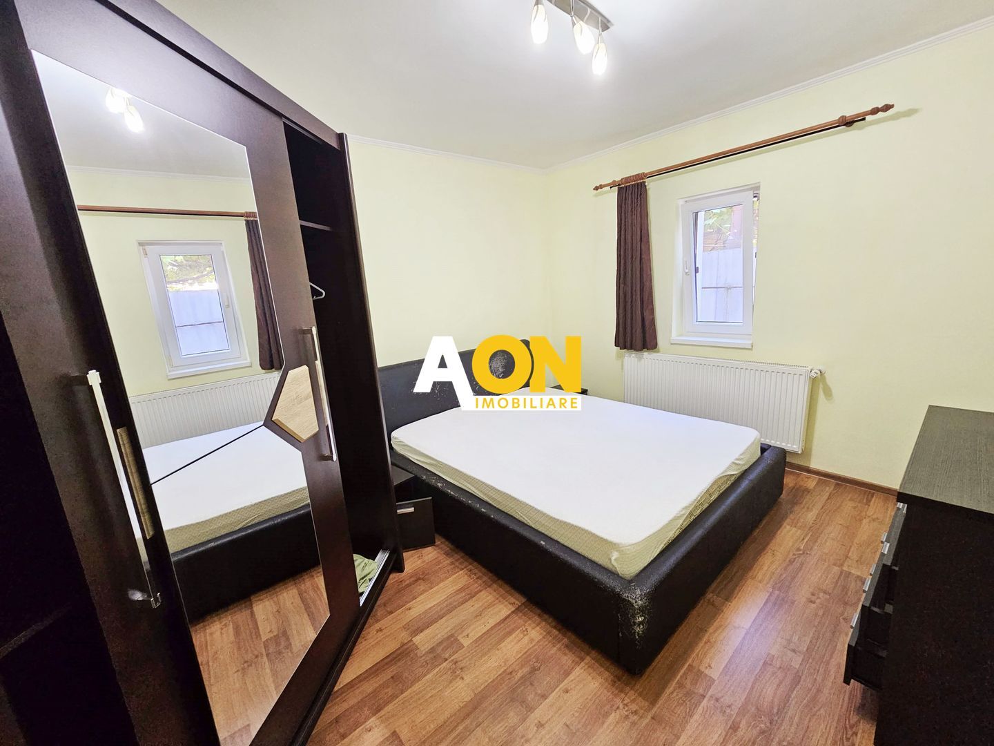 1/2 Duplex, format din 3 apartamente, 294 mp utili, ultracentral - Poză 10