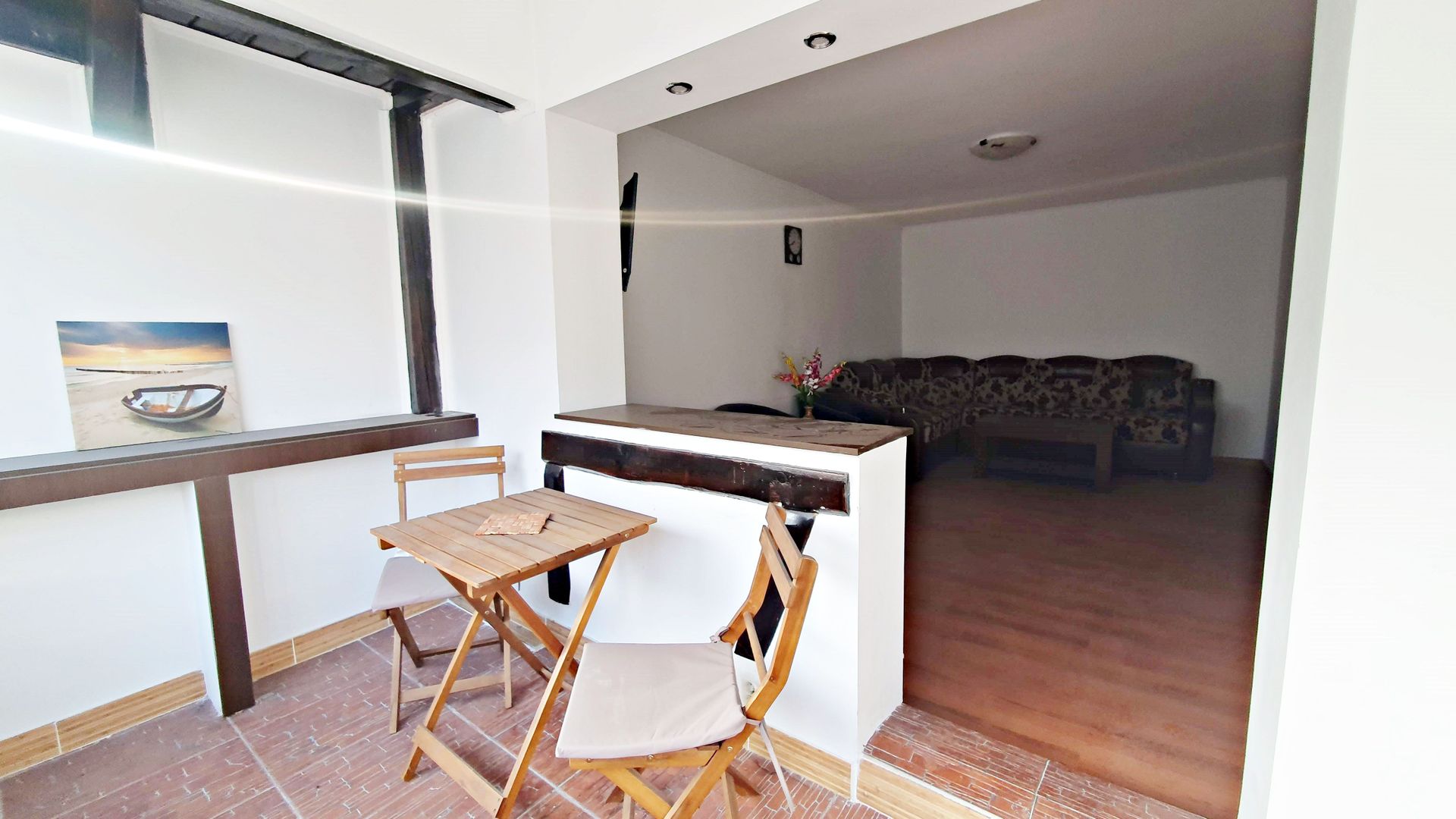 Central-Toamnei, 2 camere, 2 băi, etaj 1, mobilat. - Poză 3