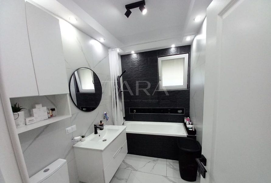 Apartament cu 3 camere, terasă 20 mp, parcare subterană, zona Eroilor. - Poză 6