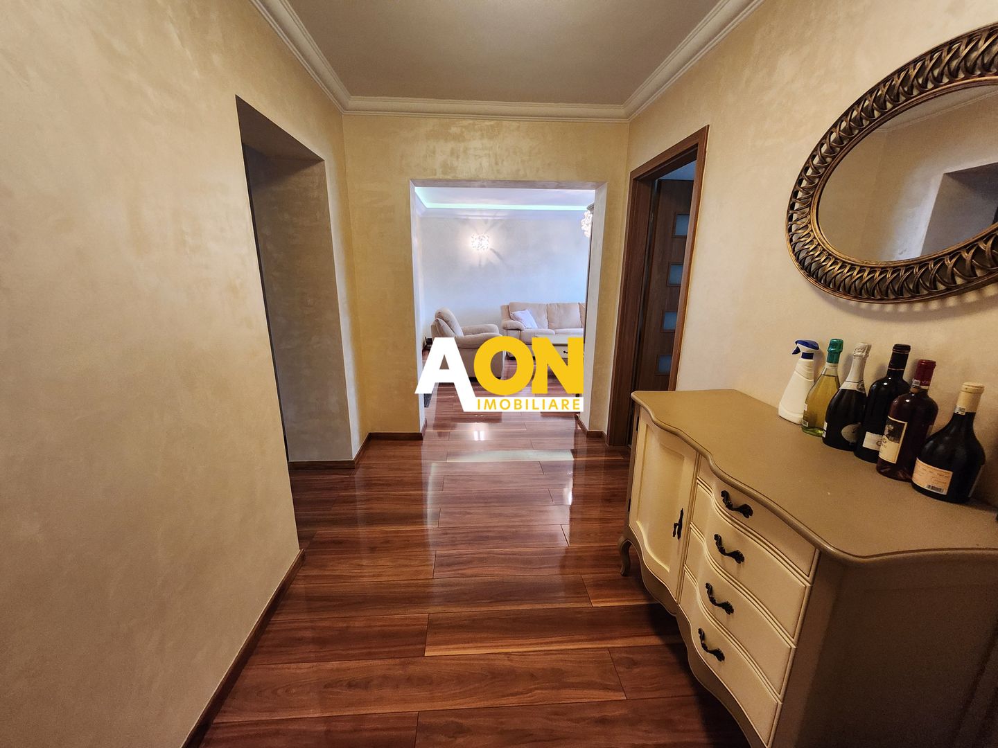 De vanzare  apartament 3 camere, Closca - Poză 14