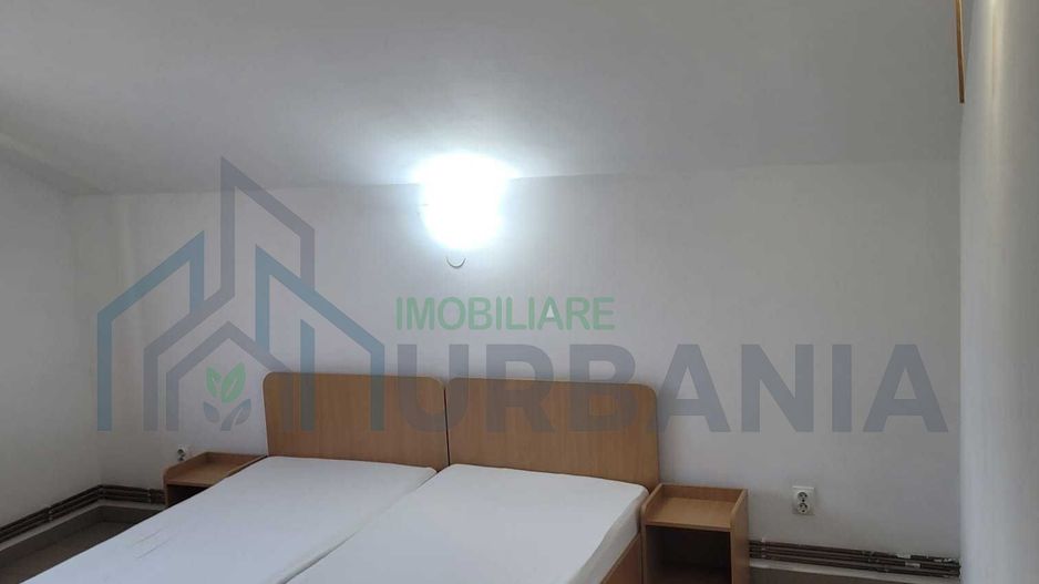 # Apartament cu 1 camera zona Podul de Fier - Poză 2
