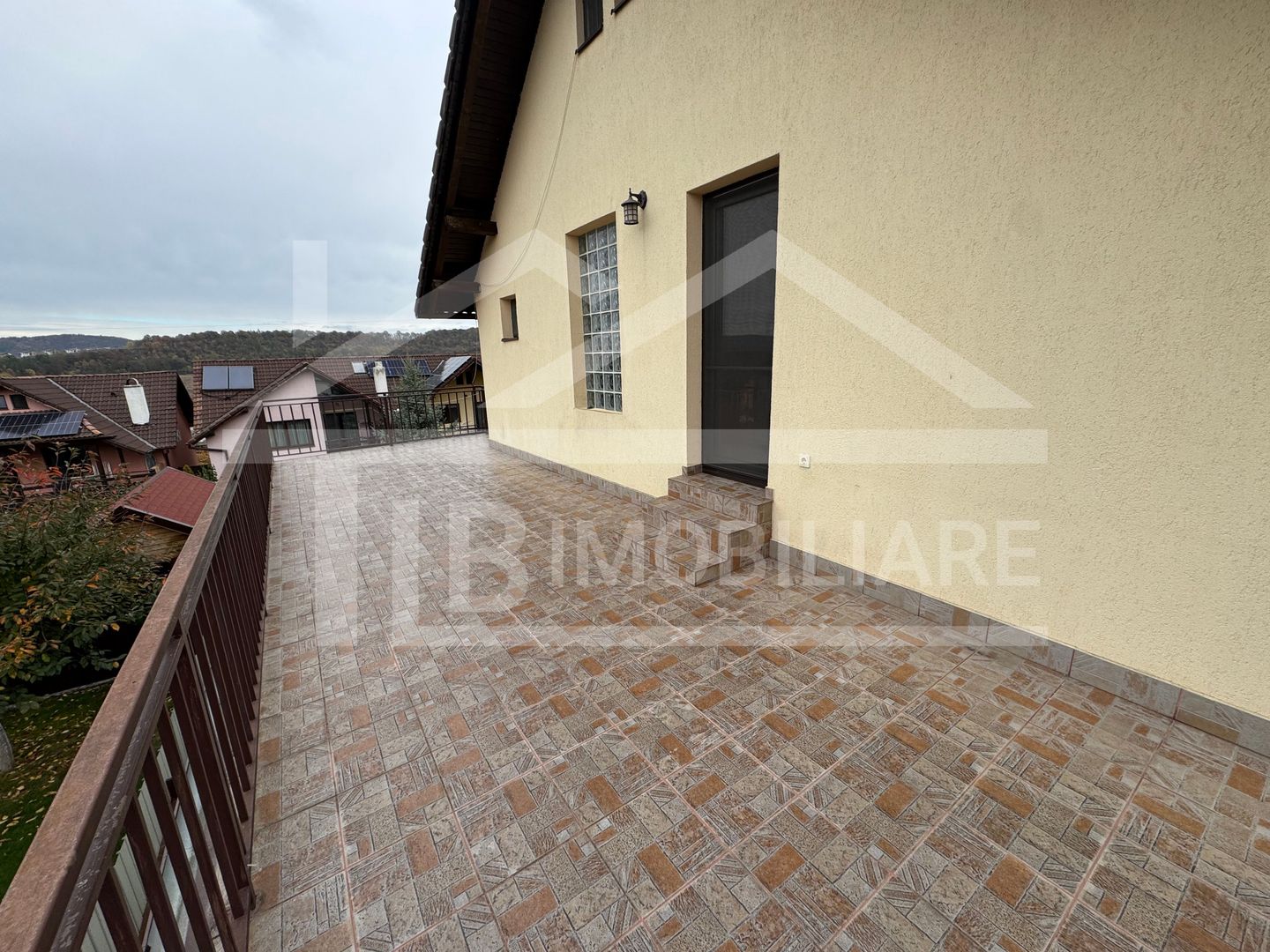 Casa cu 4 camere, 230mp, garaj, Zona Corunca - Poză 15