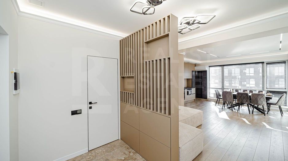 Vânzare, apartament, 3 camere, str. Calea Ieșilor, Sculeni - Poză 4