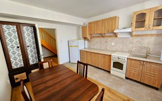Penthouse ultracentral pe două niveluri, panouri solare, terasă, boxă - Poză 6