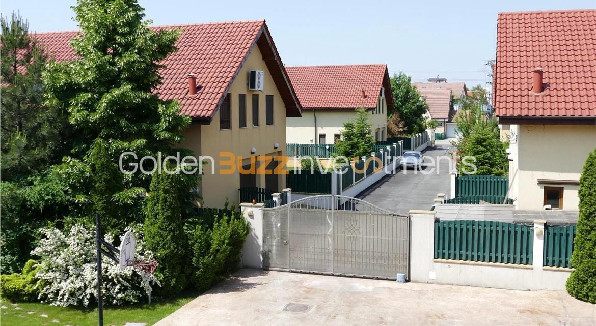 VILA EXCLUSIVISTA CU PISCINA - EROU IANCU NICOLAE - Poză 1
