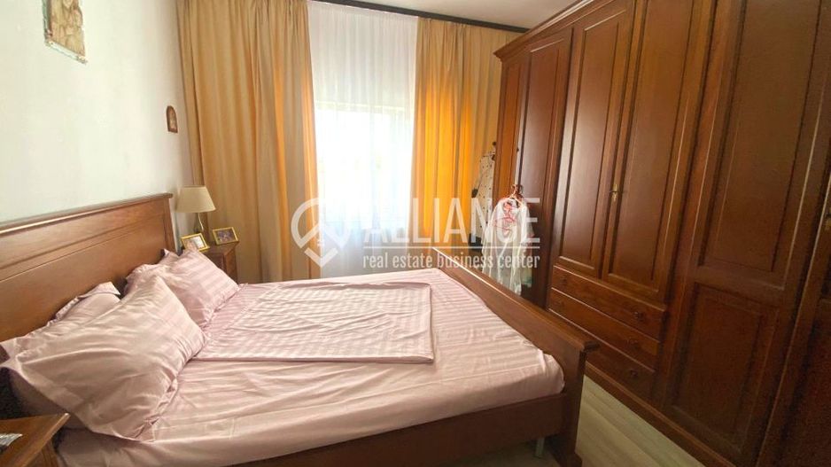 Valu lui Traian(COD 07) - Casă P+M  5 camere zona Penny - Poză 20