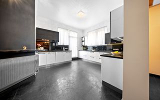 Vila cu teren de 1081 mp in cartierul Andrei Muresanu! - Poză 7