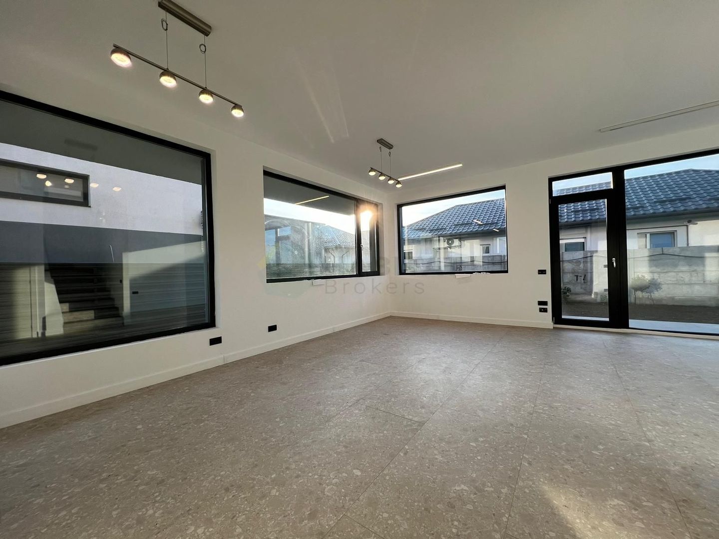 Vilă individuală P+1 cu rooftop 60 mp | 4 camere | 300 mp teren | 0% comision - Poză 4