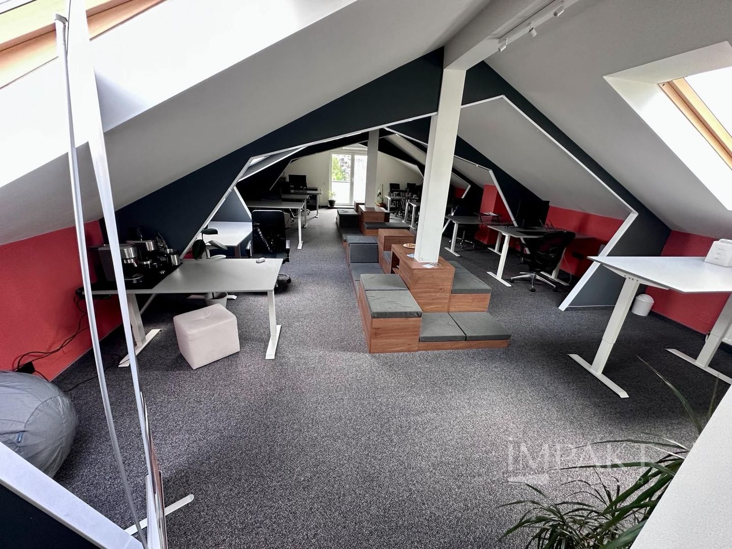 Spatiu office modern cu terase si parcari | 250 mp - Poză 16