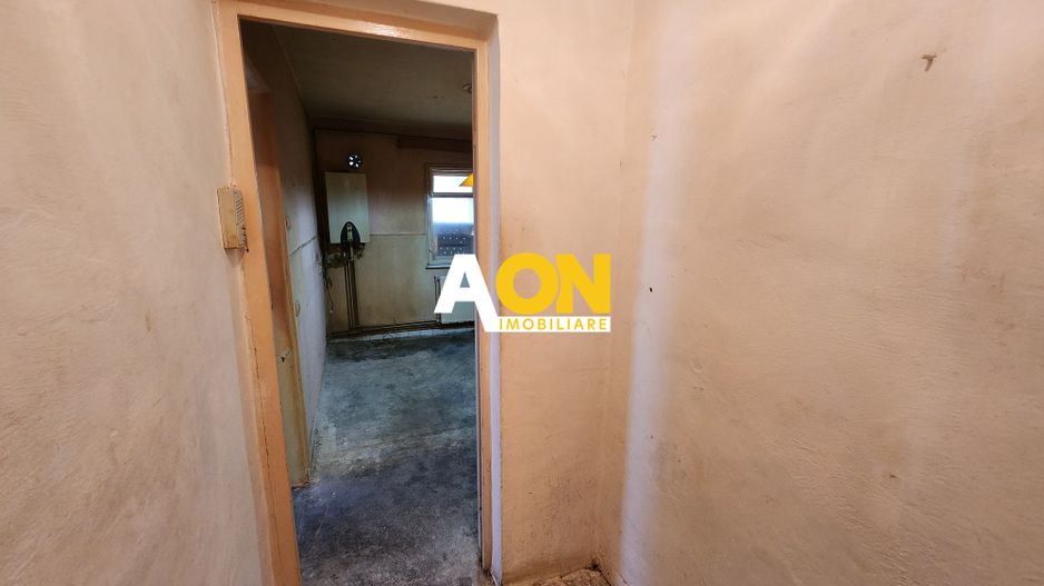 Apartament 3 camere, etaj intermediar, Cetate - Poză 7