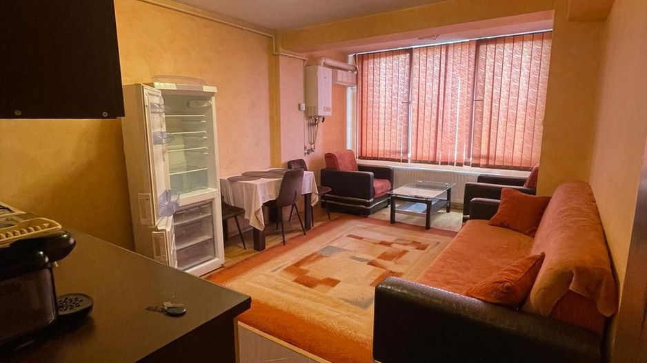 Apartament cu 2 camere de închiriat in Alba Iulia - Poză 1