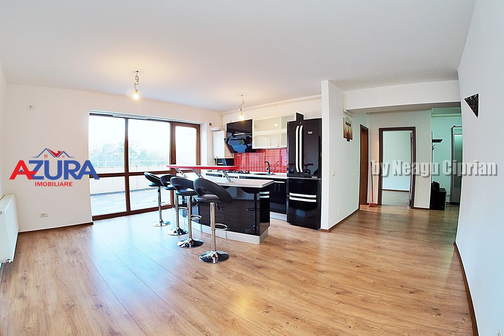 AZURA Imobiliare - Ap 3 camere + Garaj, Et 3, ULTRACENTRAL, Bloc Nou - Poză 4